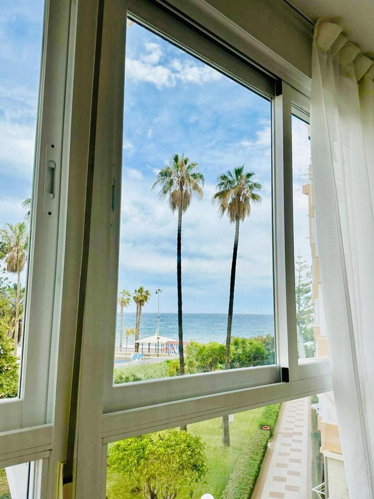 Estudio Pepa Luna Algarrobo Beach Málaga Esterno foto